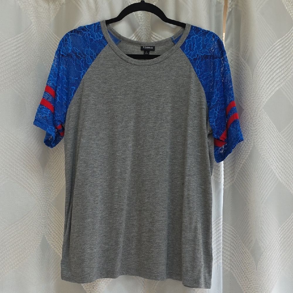 Torrid Gray and Blue Lace Sleeve Top size 0